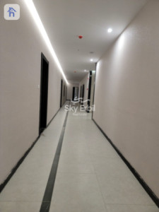 Modern Apartment in Ruby Towers image 7