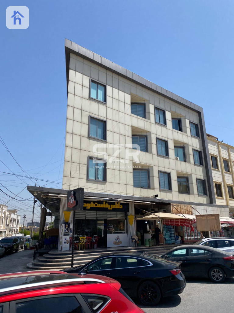 بناية تجارية ركن