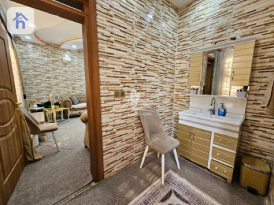 Spacious House in Erbil with 6 Bedrooms Image 19