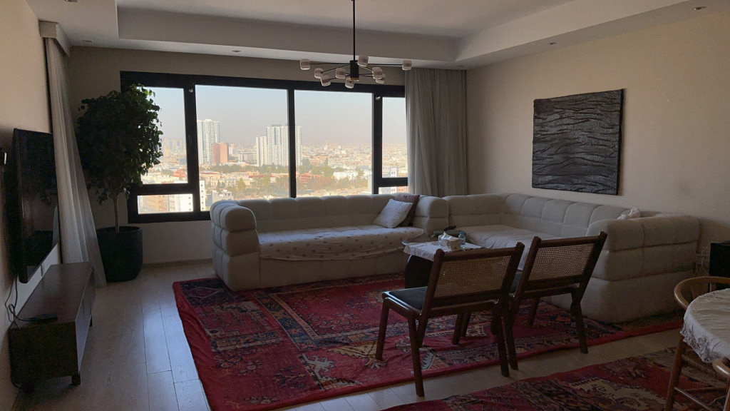 شقة حديثة مع 3 غرف نوم