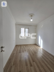 شقة واسعة ب 3 غرف نوم صورة 5