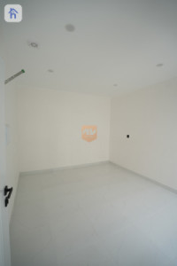 New House image 8