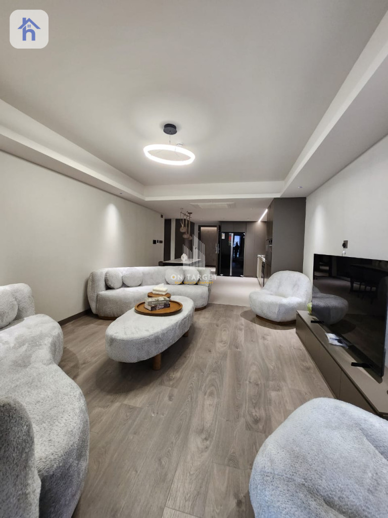 شوقەی ڕاخراو بۆ کرێ