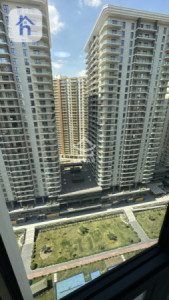Modern 2 Bedroom Apartment image 10