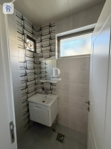 Spacious House with 4 Bedrooms image 26
