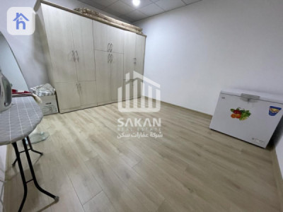 One Floor House image 8