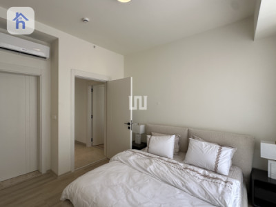 Elegant 3-Bedroom Apartment for Sale image 7