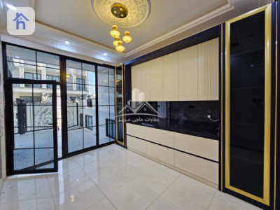 Modern House image 10
