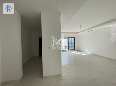 ماڵێکی خێزانیی فراوان لە گوندی ئارام وێنە 11