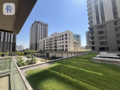 Modern Apartment in Prime Location Image 17