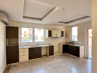 Corner House Image 12