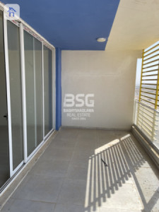 Spacious Apartment Image 9