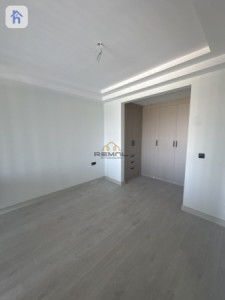 Cozy Apartment in Rami Towers image 2