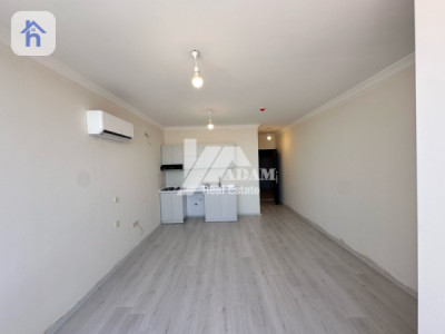 Compact studio apartment near airport image 2