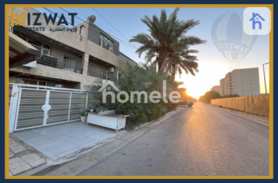 خانوویەکی فراوان لە عەدل، بەغداد image 3