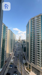 Spacious 2 Bedroom Apartment in Empire Square Resim 7