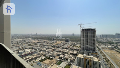 Elegant Apartment in Cavalli Tower Image 9