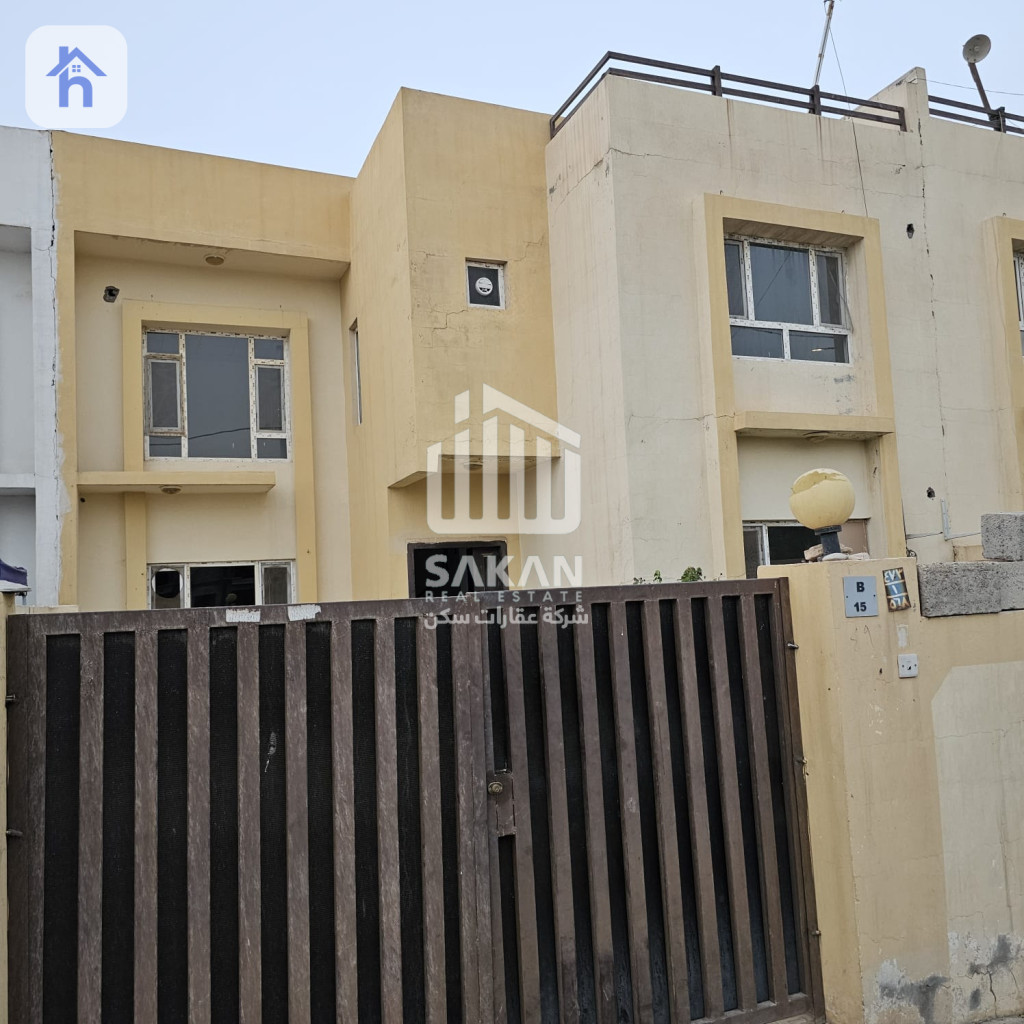 منزل واسع بـ 4 غرف نوم في أربيل
