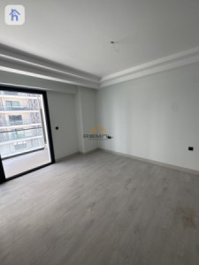 Studio Apartment image 3
