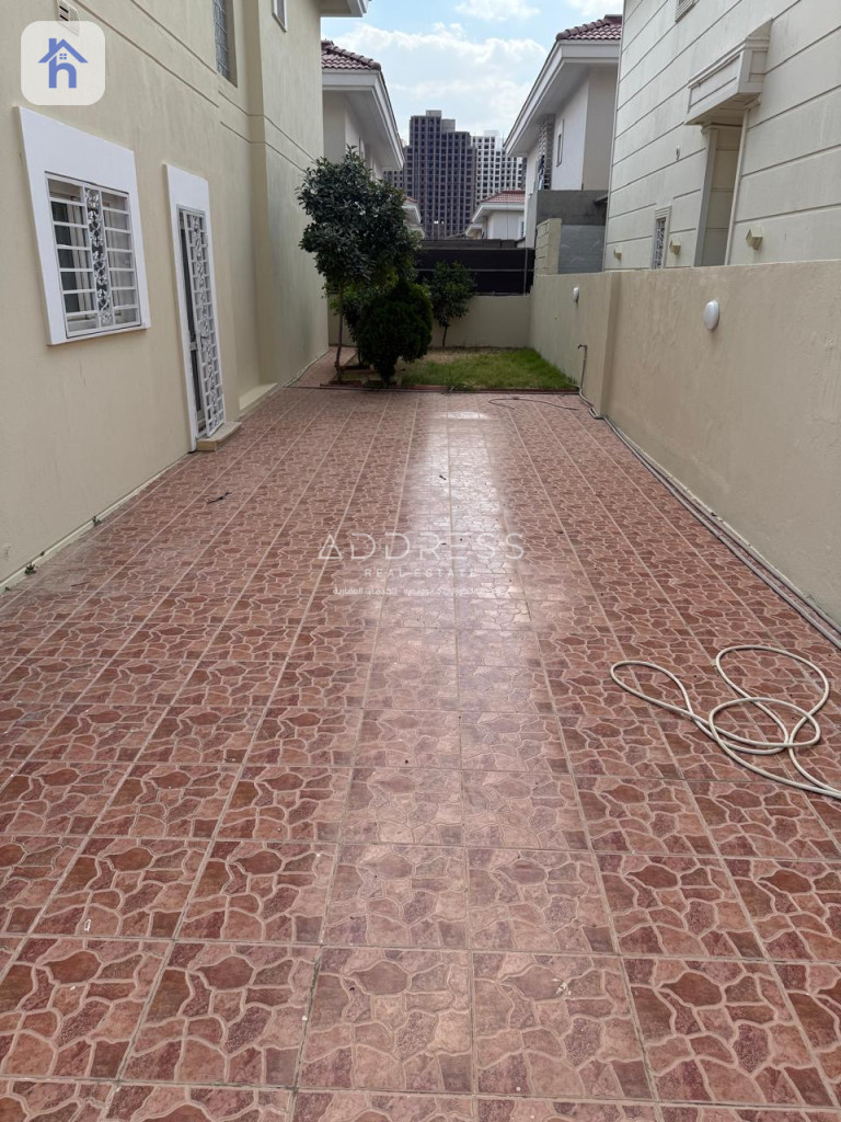 Spacious Family Home in Hiwa City Resim 19