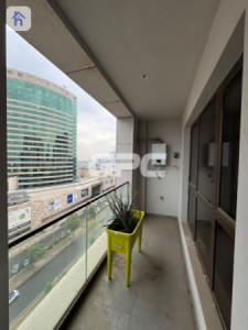 Modern Apartment image 4