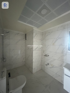 شقة عصرية بـ 3 غرف نوم للإيجار صورة 6