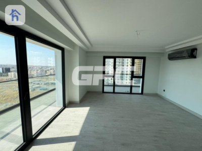 Spacious Apartment in Rami Towers image 5