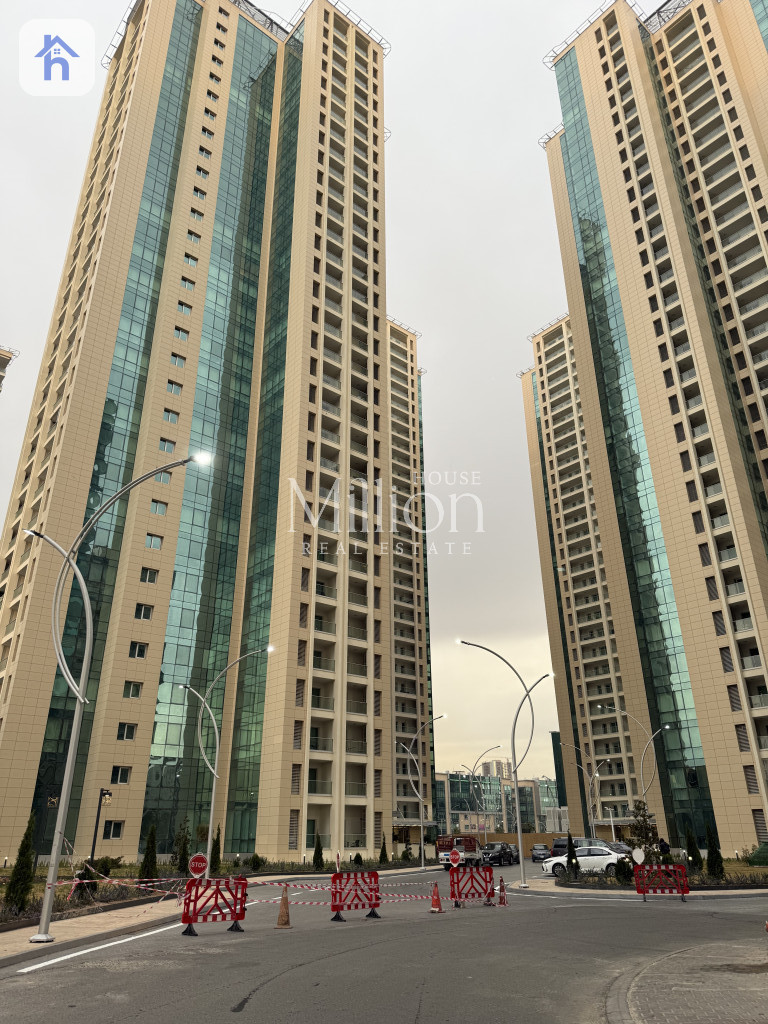 One-bedroom Apartment in Empire Wings