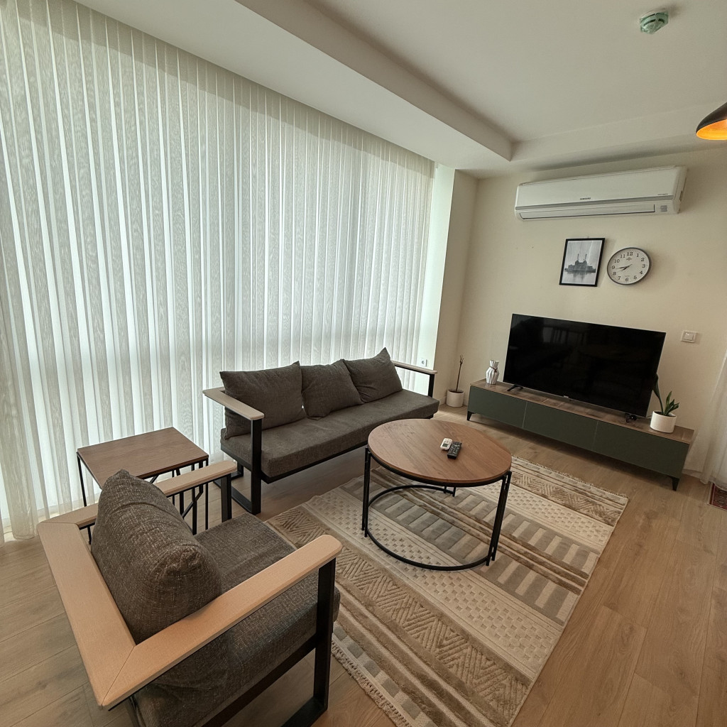Furnished Apartment in Empire Wings Resim 2