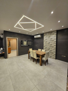 VIP Apartment image 9