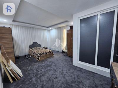 Square House Image 10