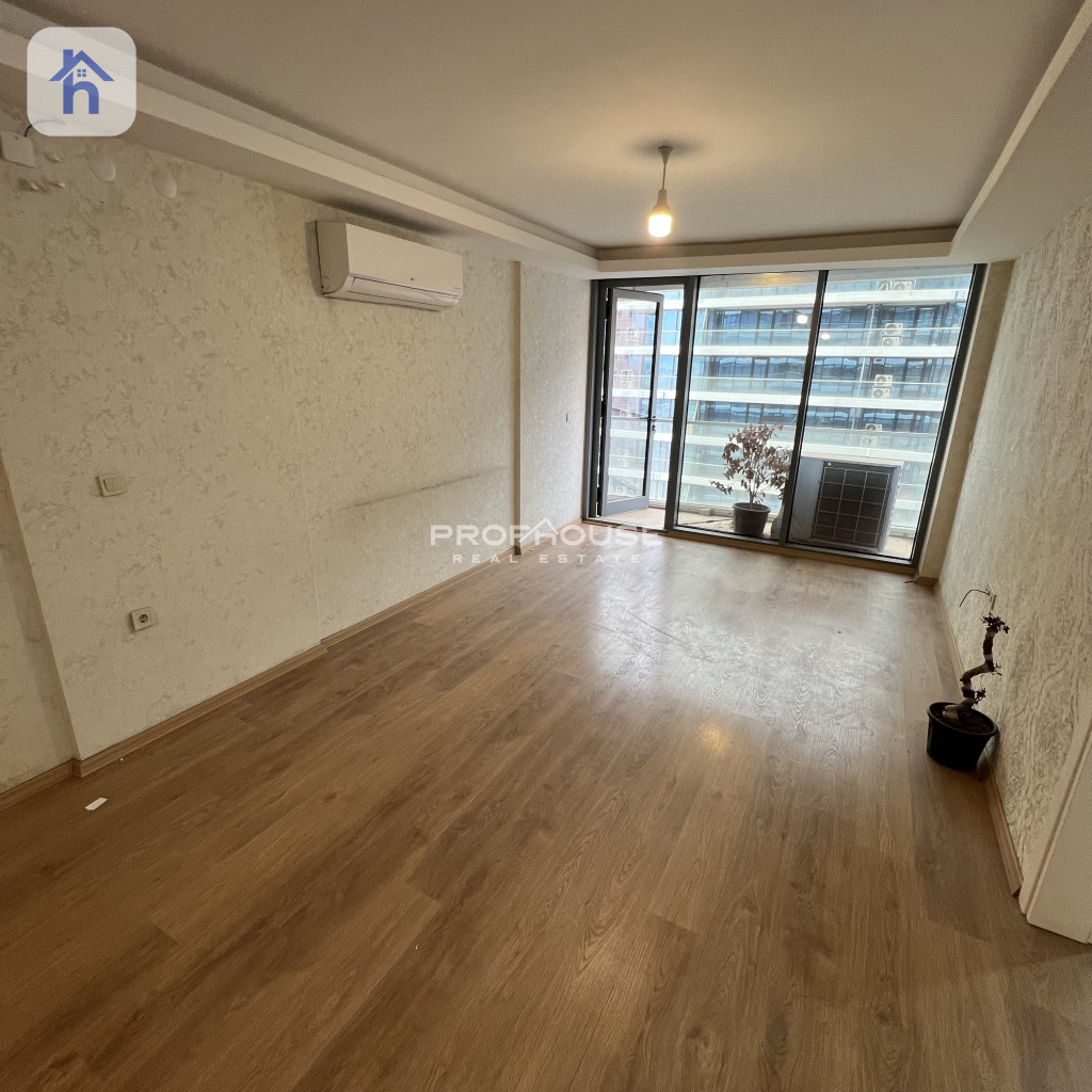 Modern one-bedroom apartment for rent Resim 2