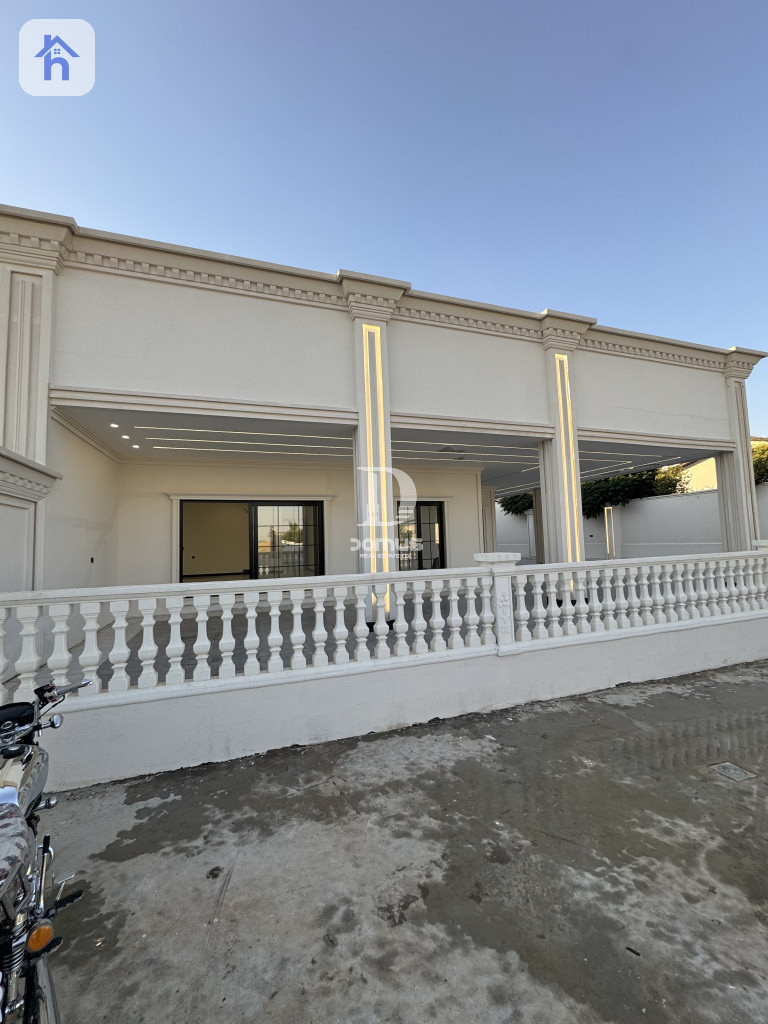 مەزرەعەیەکی فراوان لە شوێنێکی ئارام