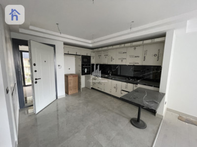 Modern 1-bedroom apartment in Rami Towers Image 3