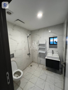 Spacious 2 Bedroom Unit Resim 6