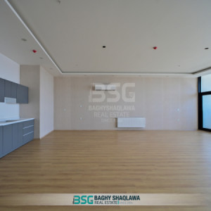 Luxurious Three Bedroom Apartment Image 6