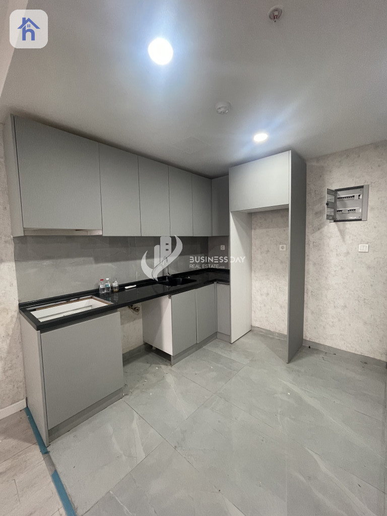 شوقەیەکی مۆدێرن بۆ یەک ژووری نوستن بۆ کرێ وێنە 2