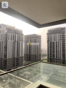 Modern Apartment in Central Location image 7