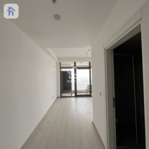 Corner Apartment Image 3