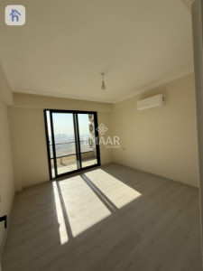 Modern 2 Bedroom Apartment Image 4