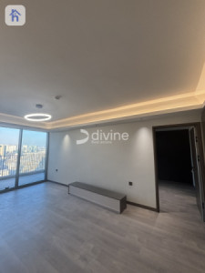 Spacious one-bedroom apartment with great amenities image 2