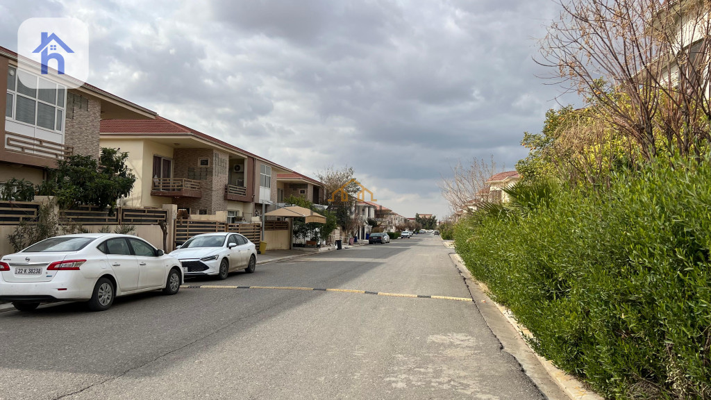 Corner House for Sale Resim 17