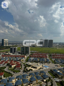 شوقەیەکی یەک ژووری نوستن لە تاوەری ڕامی وێنە 8