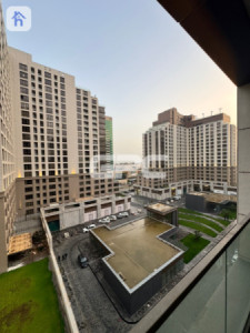 Spacious Apartment in Boulevard Image 3