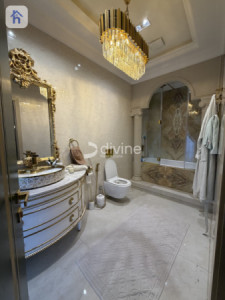Luxury House image 13