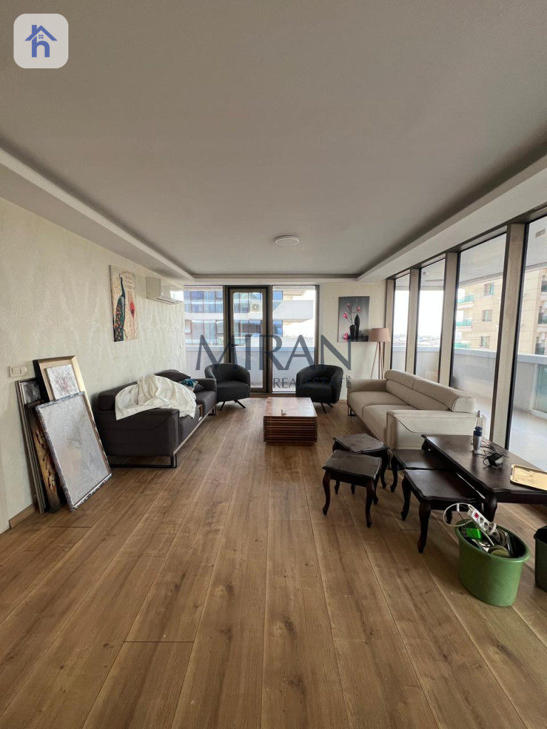 Luxurious Two Bedroom Apartment in Star Towers