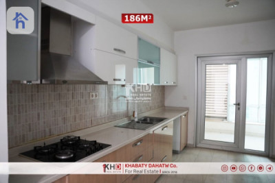 Modern 2 BR Apartment in Empire Wings Image 6