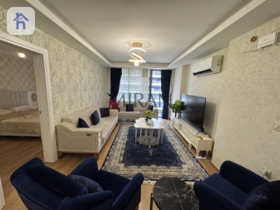 Chic Apartment with Modern Interiors image 2
