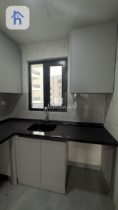 Spacious 2 Bedroom Apartment with Modern Design Image 6