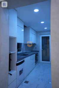 Modern 5-bedroom house for rent image 9